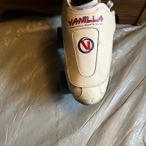 Cream Roller Skates with Blue Wheelsvanilla inline skates